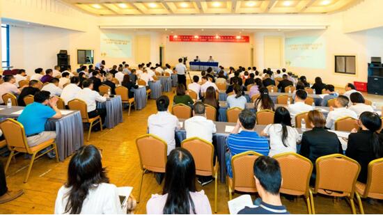 埋头赶路，也要抬头寻道