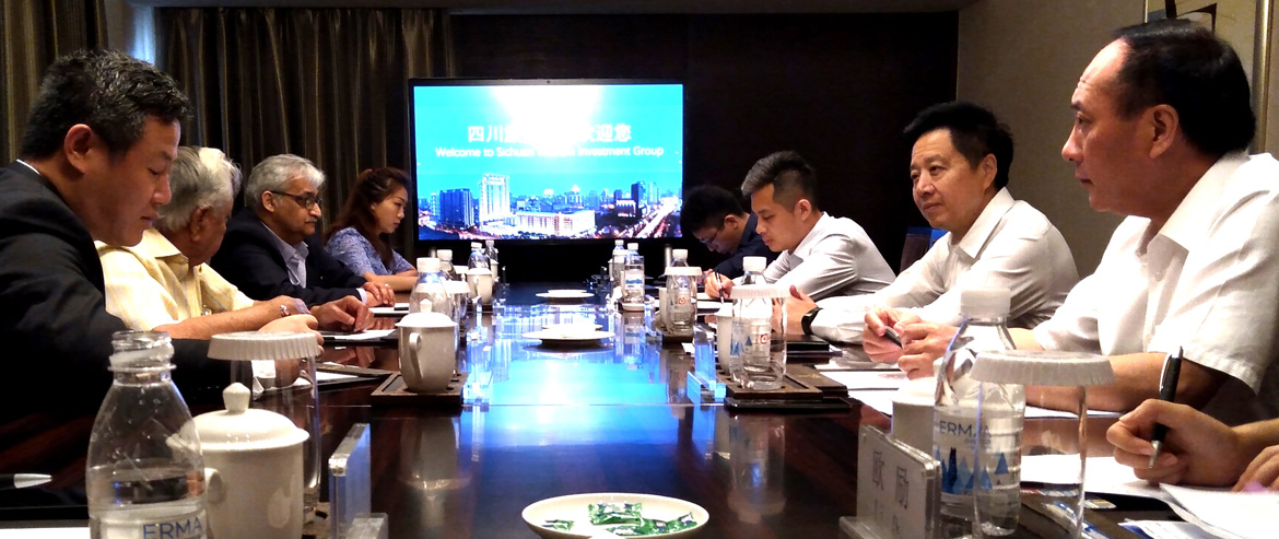 集团党委副书记、副董事长、总经理杨川会见印度靛蓝集团执行董事卡皮尔·巴蒂亚先生一行