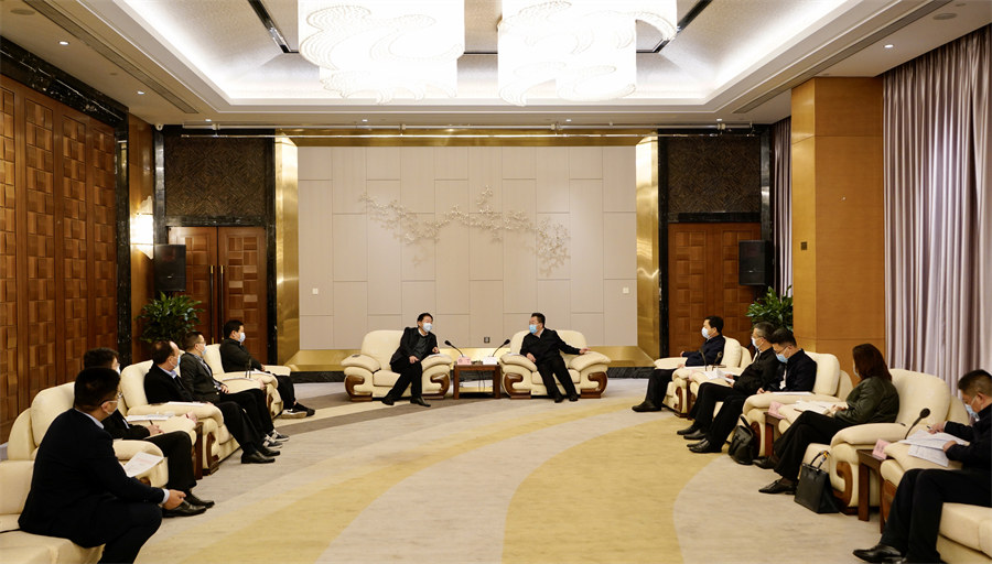省尊龙凯时集团党委书记、董事长任丁率队赴南充调研